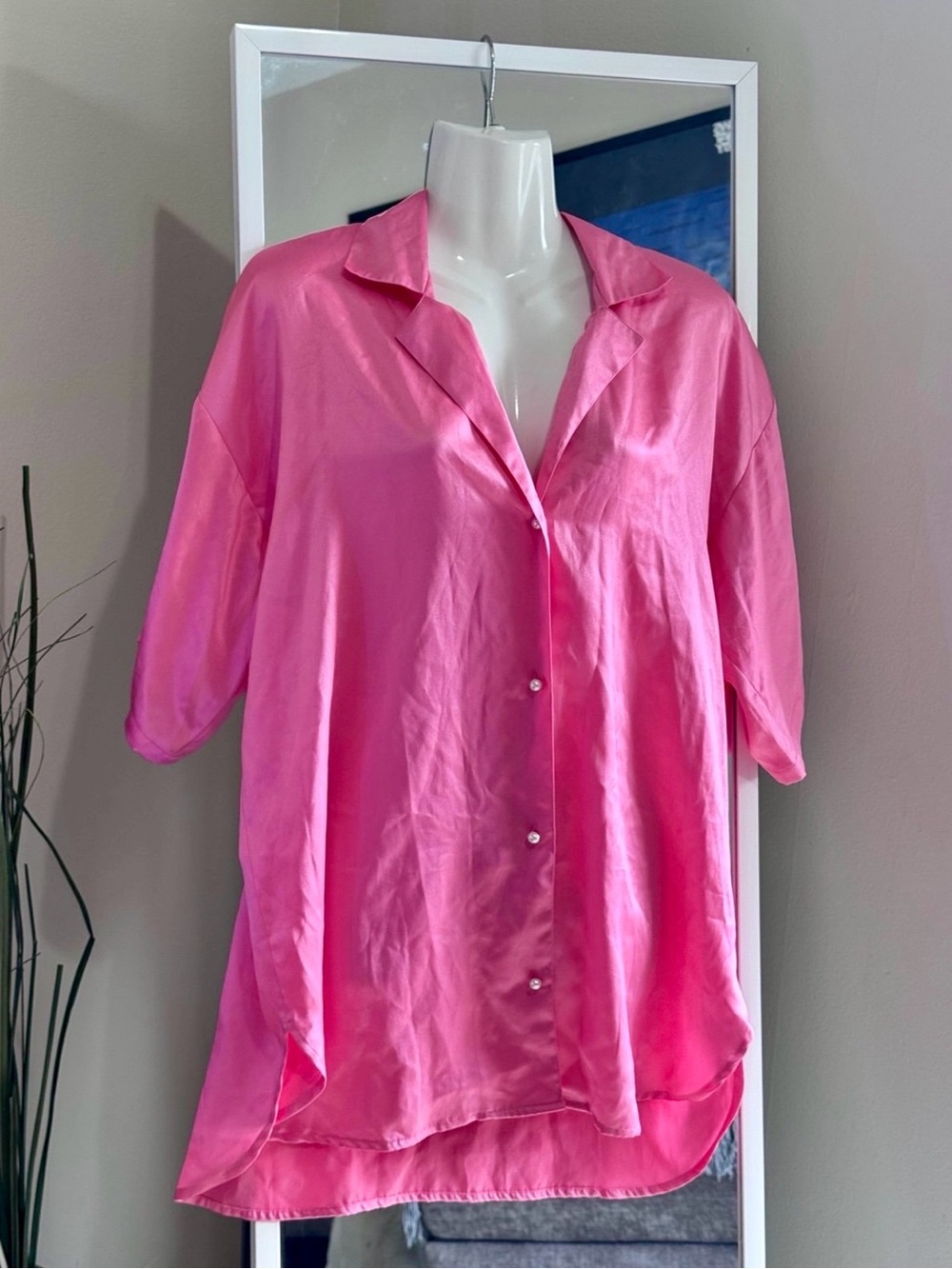 Vintage Victoria’s Secret Gold Label Satin Sleep Shirt Size S